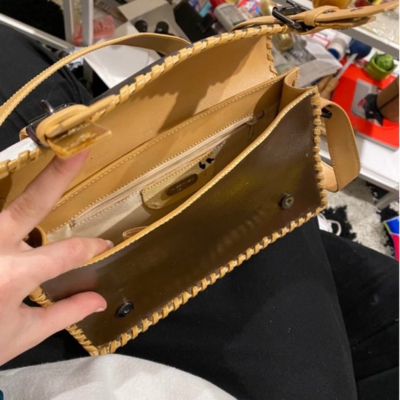 Reworked vintage hand painted leather purse - Picture 4 of 4